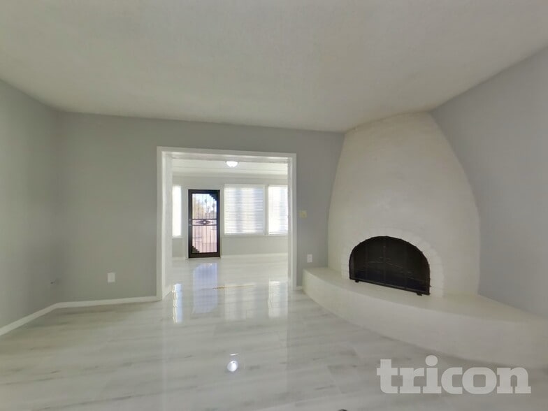 Building Photo - 6210 E Minton Pl