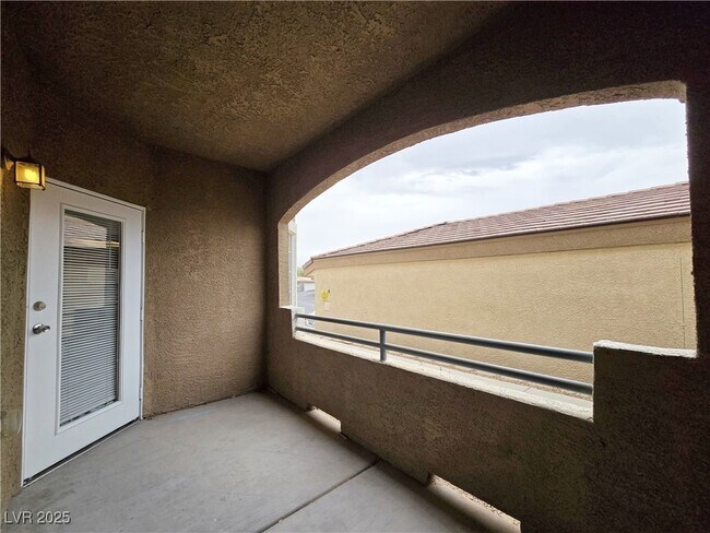 Building Photo - 833 Aspen Peak Loop