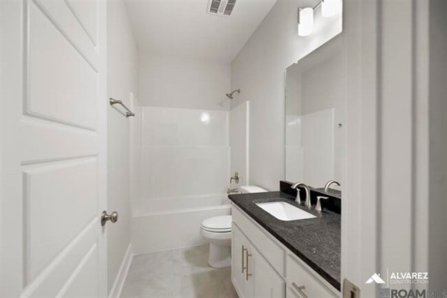Building Photo - 7619 Silverside Cove Ave