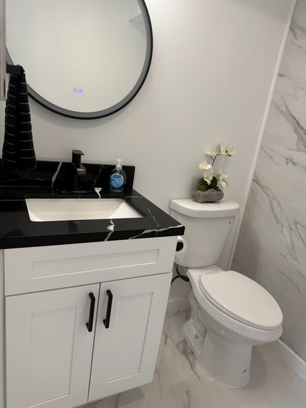 Splendid tiles in powder room - 4253 Raynol St