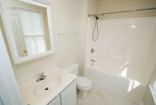 Master Bathroom - 915 Catherine St