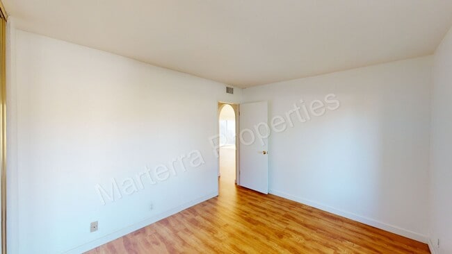 Building Photo - Beautiful 2 Bed/2 Bath Home in Irvine