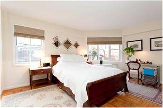 Building Photo - 100 W 57th St