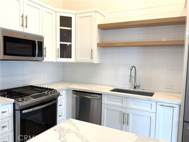 Building Photo - 1964 San Bruno