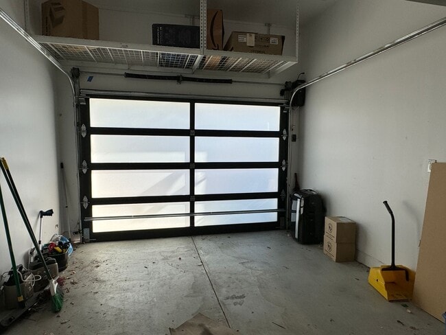 Building Photo - Five Bedroom/Four Bathroom Luxury House in Koreatown