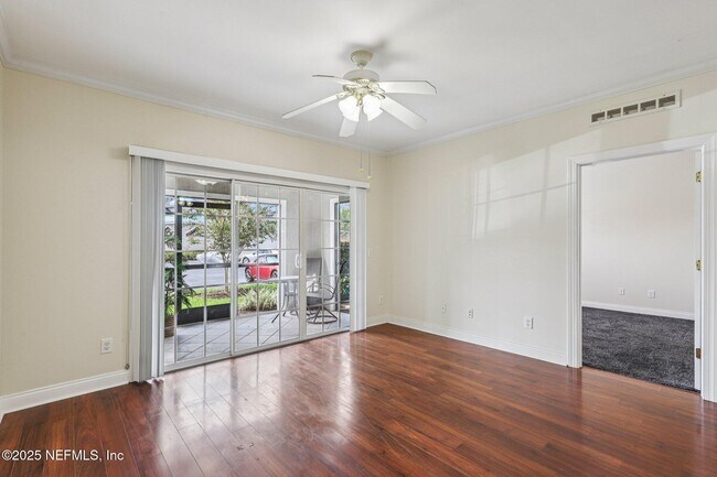 Building Photo - 225 Presidents Cup Way