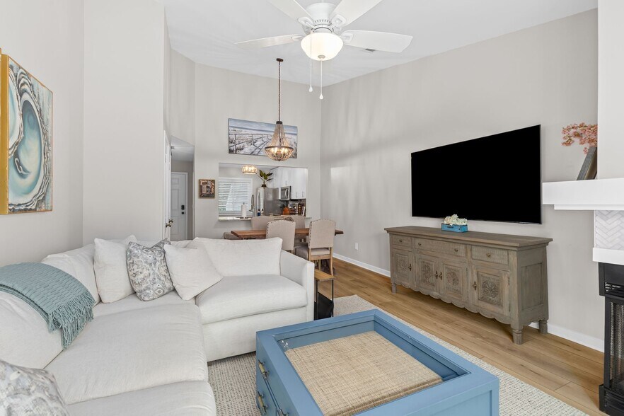 Building Photo - 850 Ilex Ct