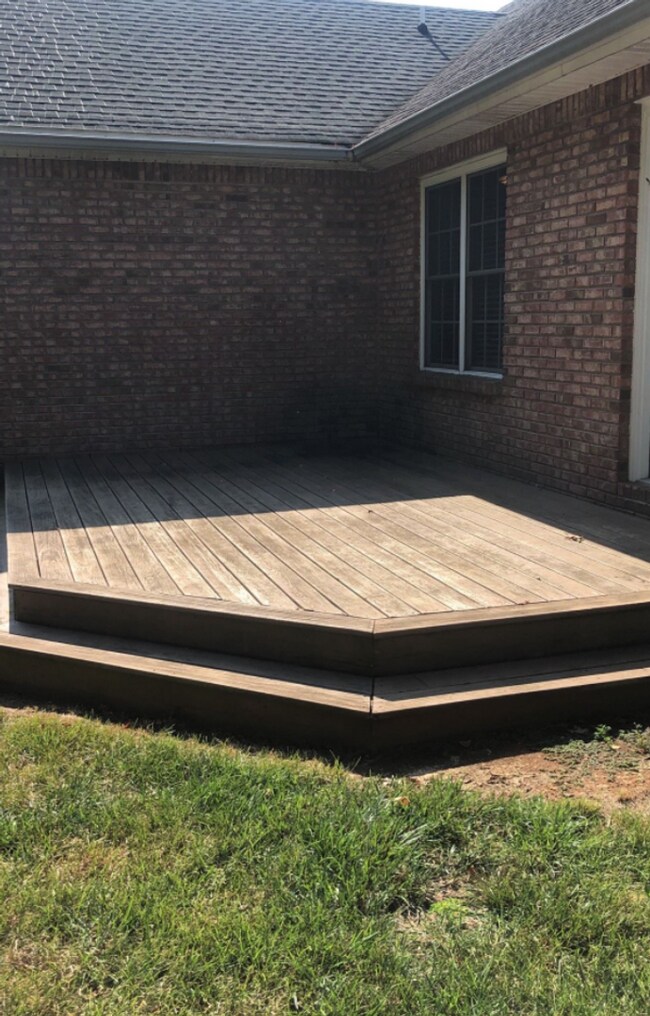 Building Photo - 211 Cullom Way