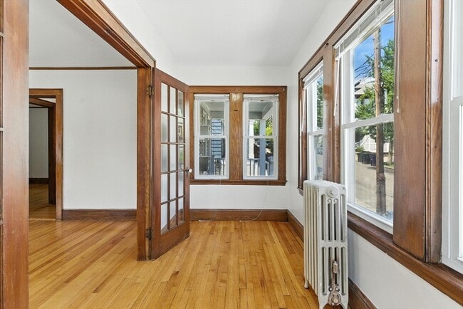 Building Photo - 29 Arbroth St