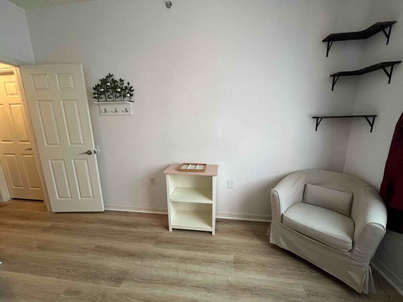 Building Photo - 10825 Windsor Walk Dr