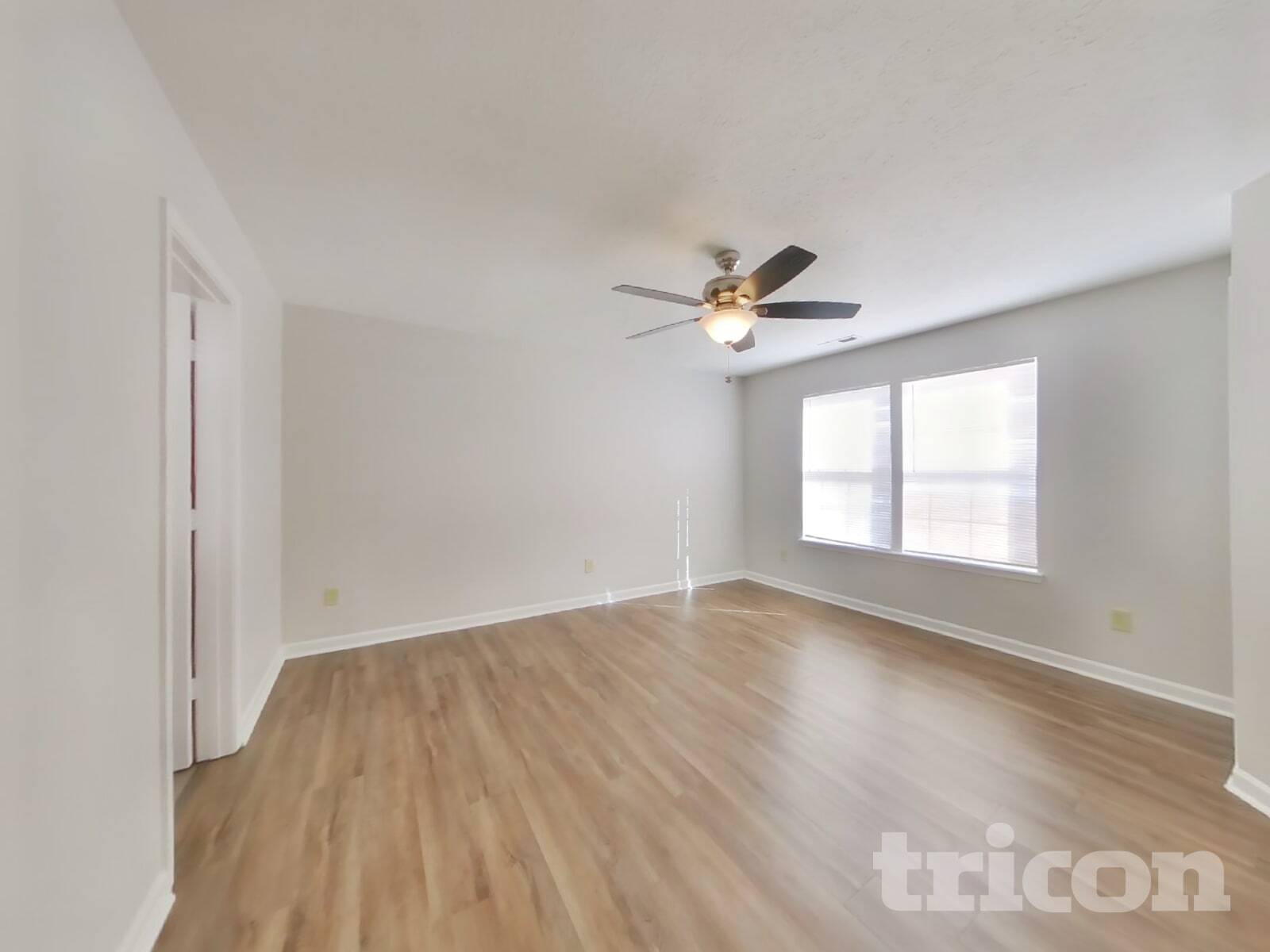 Building Photo - 1039 Central Park Blvd S