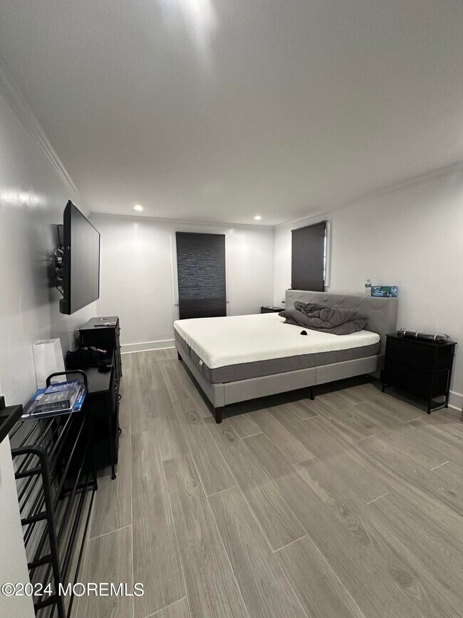 Building Photo - 46 Hilltop Rd