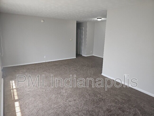 Building Photo - 6240 E 11th St