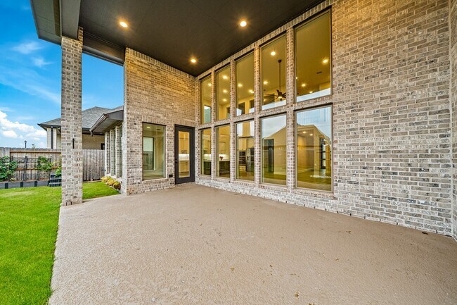 Building Photo - 31219 Star Lndg Rd