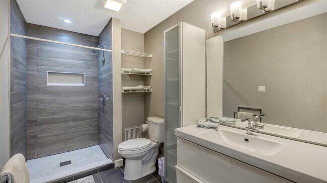 Building Photo - 2746 Orchid Oaks Dr