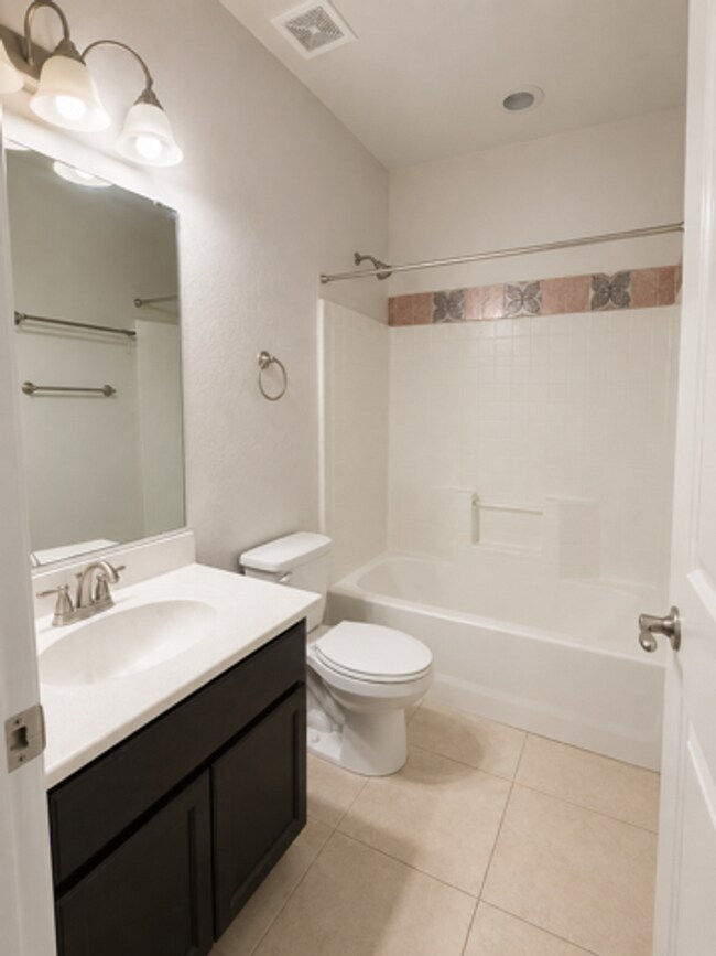 Building Photo - 2836 W Pico Del Monte Cir
