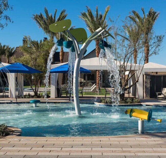 Building Photo - 1928 W Chisum Trl