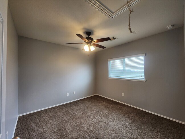 Building Photo - 22034 Guston Hall Ln