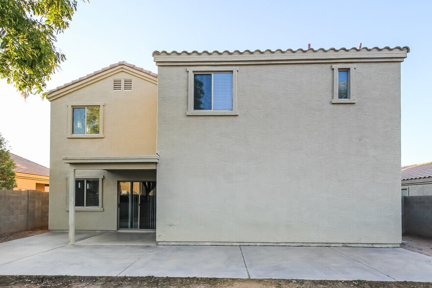 Building Photo - 17423 W Watson Ln