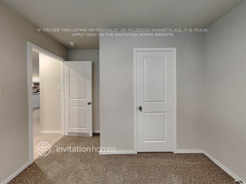 Building Photo - 10510 Varmus Dr