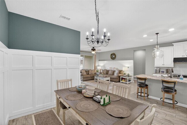 Building Photo - 12313 Prairie Valley Ln