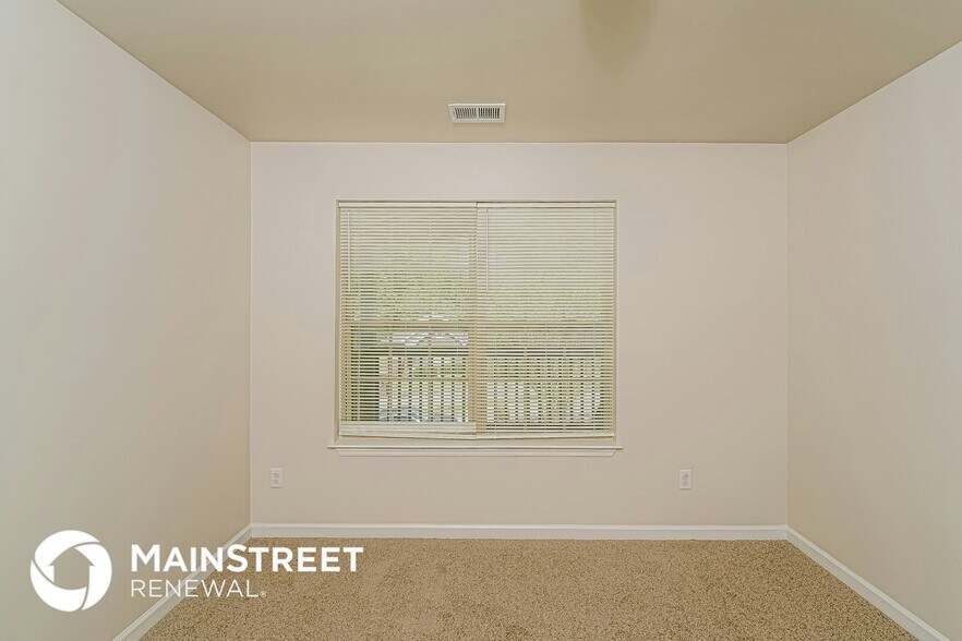 Building Photo - 149 Martin Dr