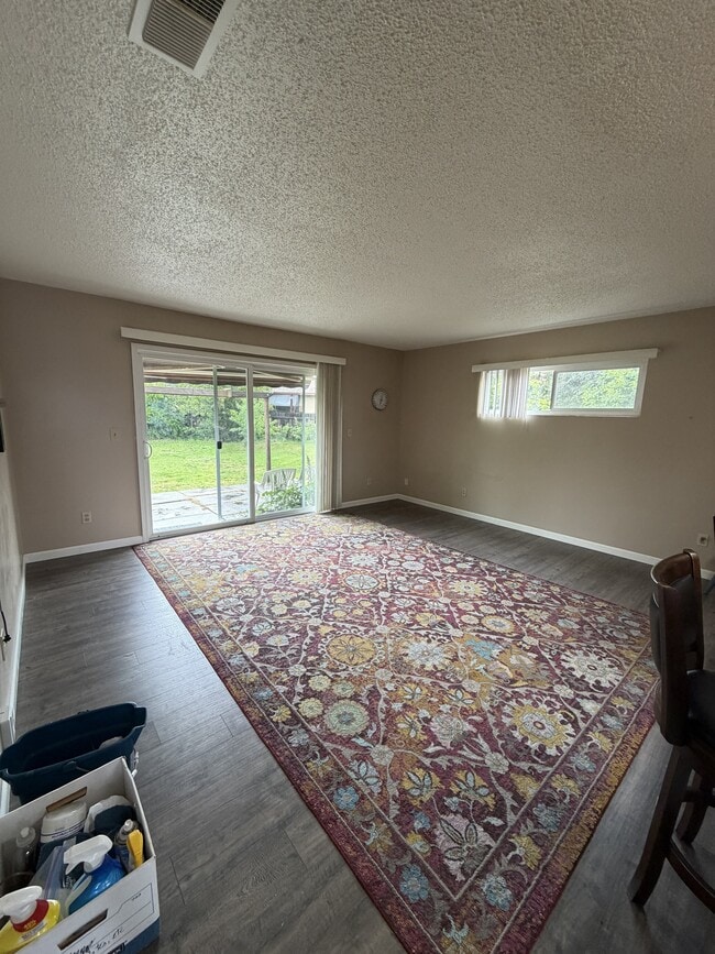 Building Photo - 2409 Pomo Ct