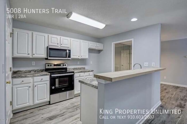 Building Photo - 5008 Hunters Trail