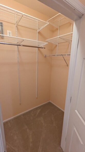 Building Photo - 1570 Spring Gate Dr