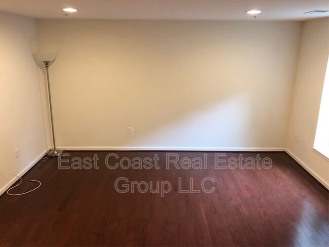 Building Photo - 9126 Landon House Ln