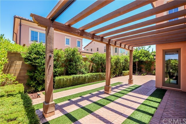 Building Photo - 47 Umbria
