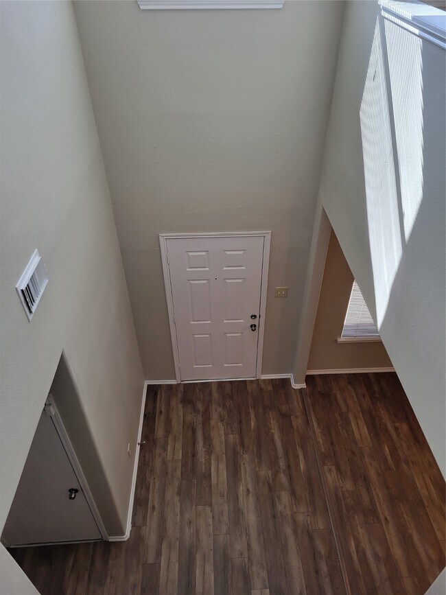 Building Photo - 19426 Old Barngate Ln