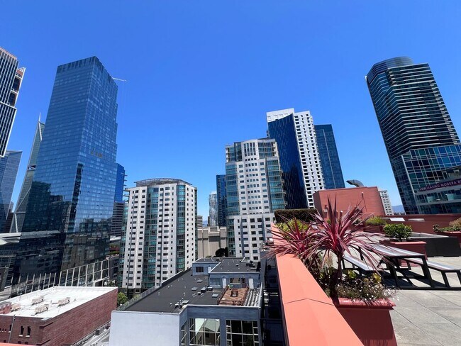 Building Photo - Epic REA - Spacious & Open floor plan 1BR +1BA in the Rincon Hill neighborhood