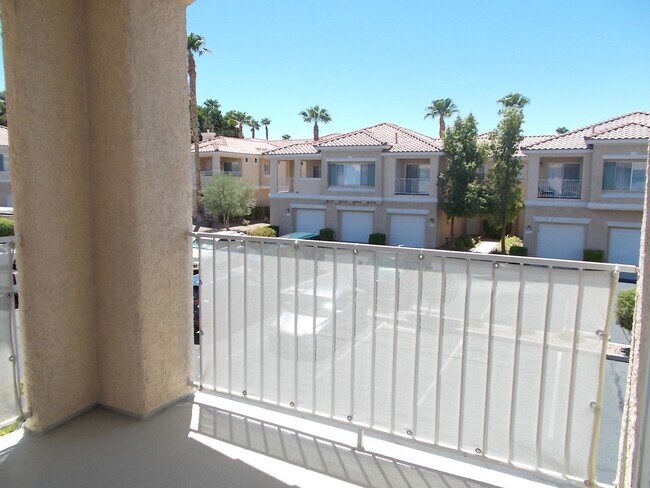Building Photo - Beautiful 1-Bedroom Condo in Prime Bella V...