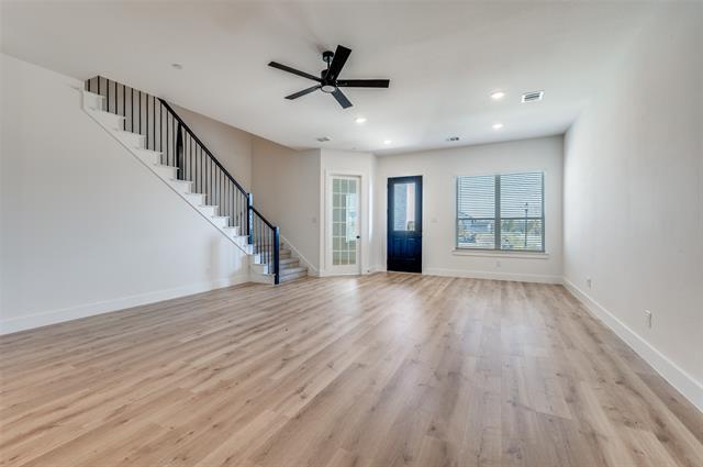 Building Photo - 4421 Cave Spgs St