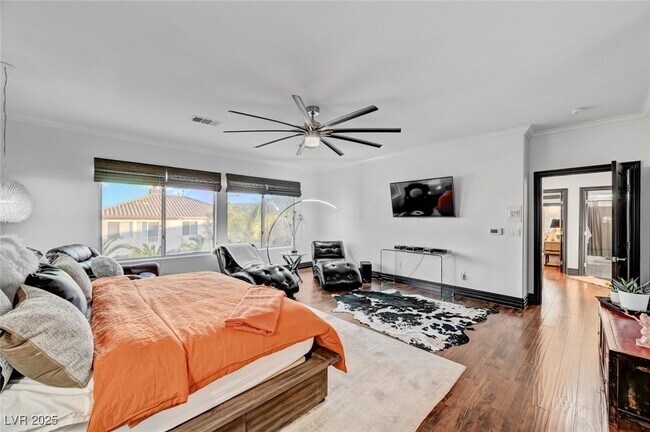 Building Photo - 9593 Los Cotos Ct