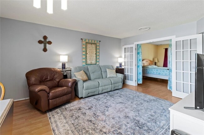 Building Photo - 4460 Ironwood Cir