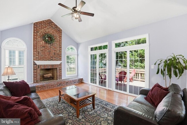 Building Photo - 14332 Cartwright Way