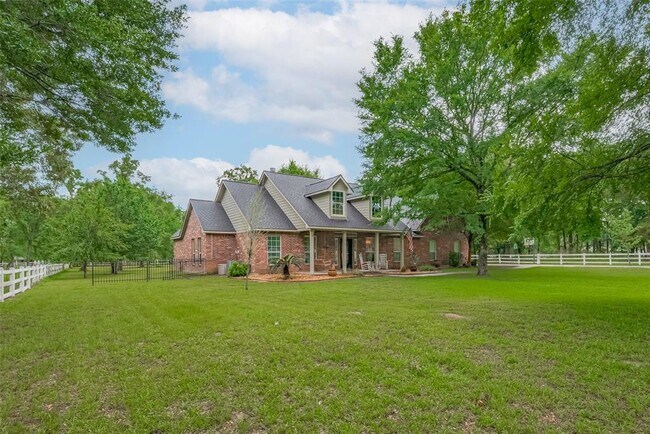 Building Photo - 9072 Grand Lake Estates Dr