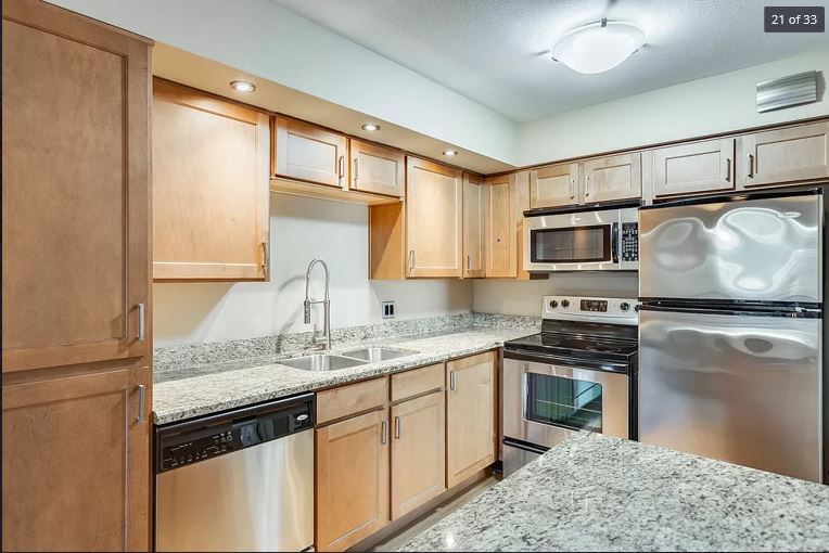 Building Photo - 1225 E Medlock Dr