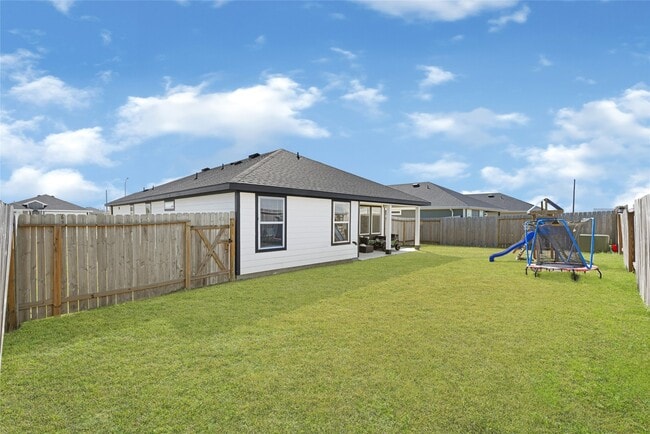 Building Photo - 2206 Laurel Bloom Ln