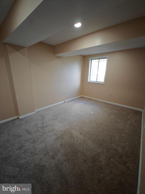 Building Photo - 1304 Wendover Ct