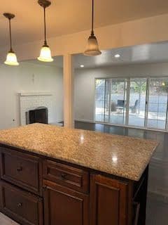 Building Photo - 316 N Platina Dr