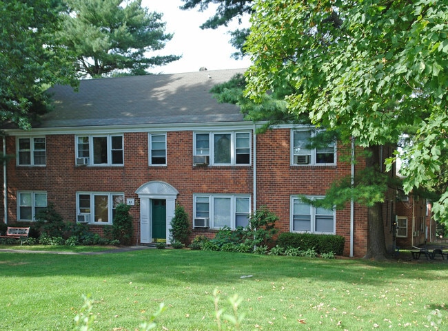 Building Photo - The Village Green Cooperative