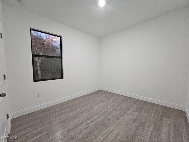 Building Photo - 5002 Gramercy Rd