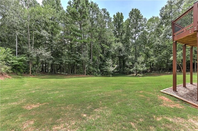 Building Photo - 623 Sweetwater Creek Dr