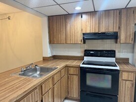 Building Photo - 20735 NE 8th Ct