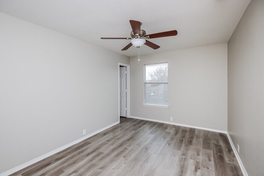 Building Photo - 8420 Ranch Hand Trail