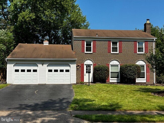 Building Photo - 1700 Sadlers Wells Dr