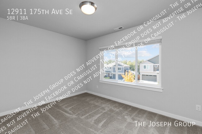 Building Photo - 12911 175th Ave SE